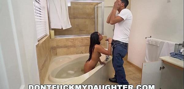  DON&039;T FUCK MY DAUGHTER - Teen Lexie Banderas Gets Her Pipes Cleaned By Plumber